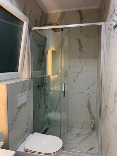 Bathroom 4, Vila Park Hotel 1, Tiranës