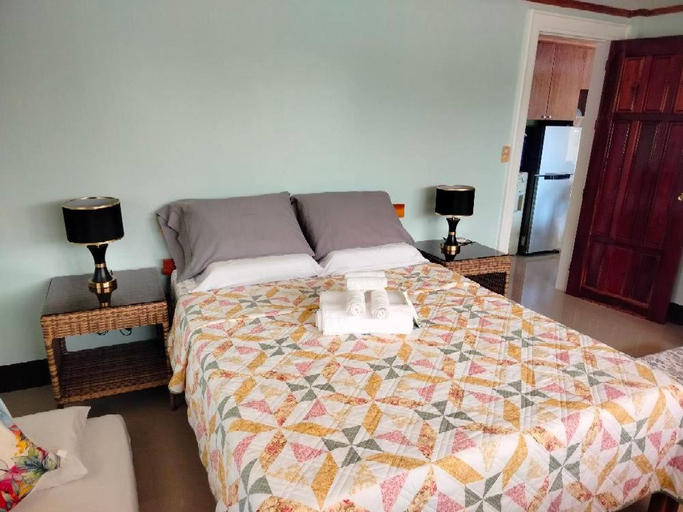 Bedroom 2, Kinghorn Garden House Resort, Mambajao