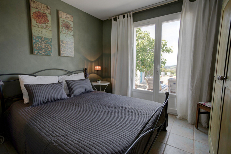 Room 3, Stylish Family Villa in Felines, Aude