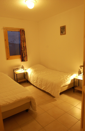 Bedroom, Chalet in Huez Near Ski Slope, Isère