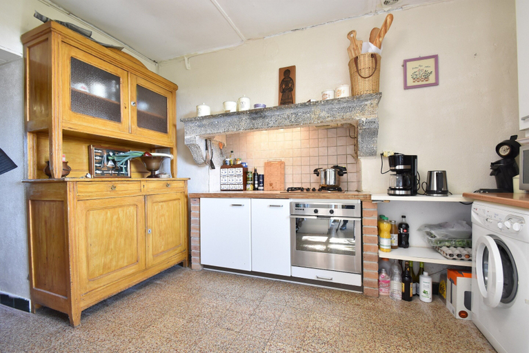 Private kitchen 2, Holiday Home in Decize Near Beach, Haute-Savoie