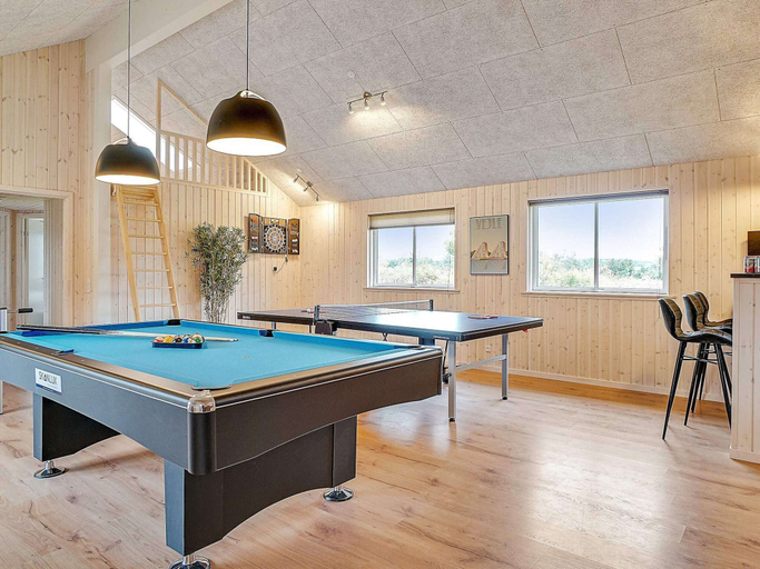 Others 5, Spacious Holiday Home in Grenå near Sea, Norddjurs
