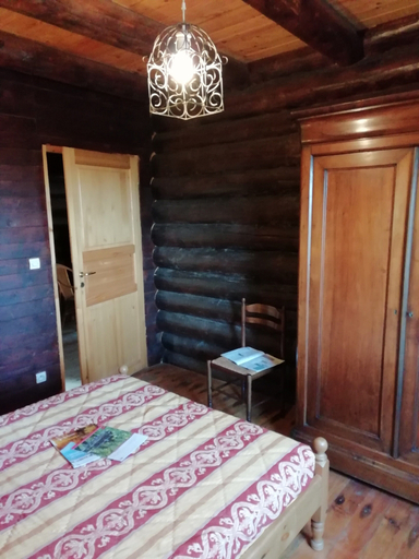 Others 5, Chalet near Lake and Pool in Quend-Plage, Somme
