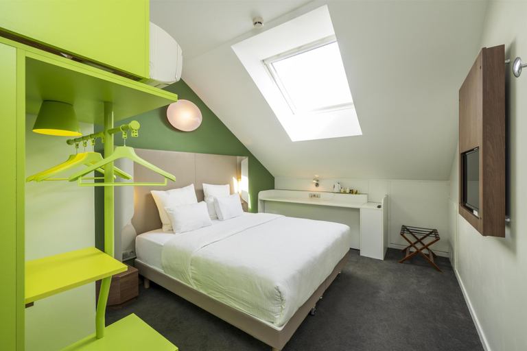 Bedroom 4, Campanile Hotel Liege, Liège