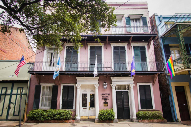 Exterior & Views