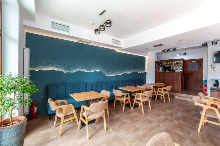 Food & Drinks, Pensiunea Maria, Calimanesti
