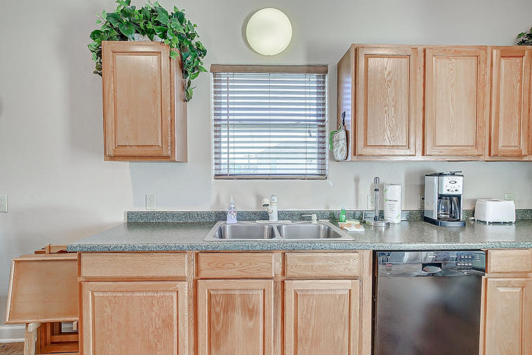 Private kitchen 3, Amy's Dream 3 Bedroom Home, Galveston