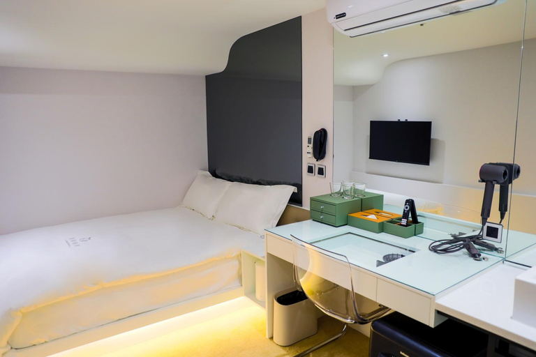 Bedroom 2, Wonderwall Ximending, Taipei City