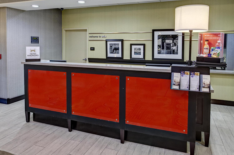 Public Area, Hampton Inn & Suites Ada, Pontotoc
