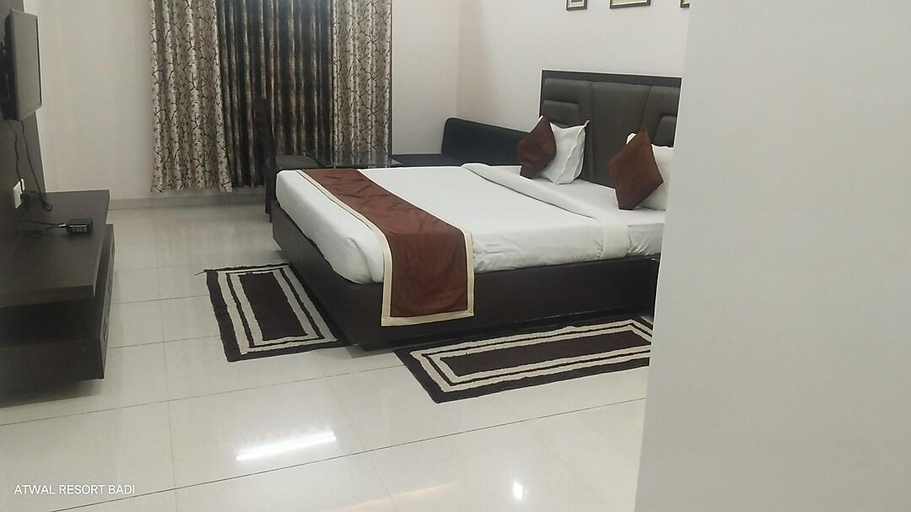 Bedroom 3, Atwal Resort, Raisen