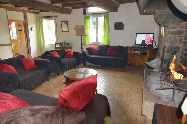 Living room 3, Peaceful Countryside Home, Manche