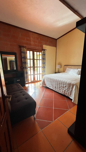 Room 3, Casa de los Sauces, Atlixco