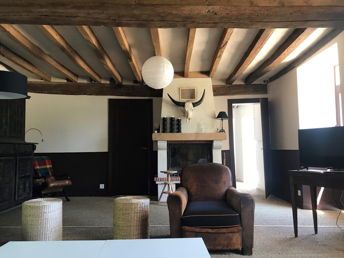Living room 4, Holiday Home in Angers With Private Garden, Mayenne