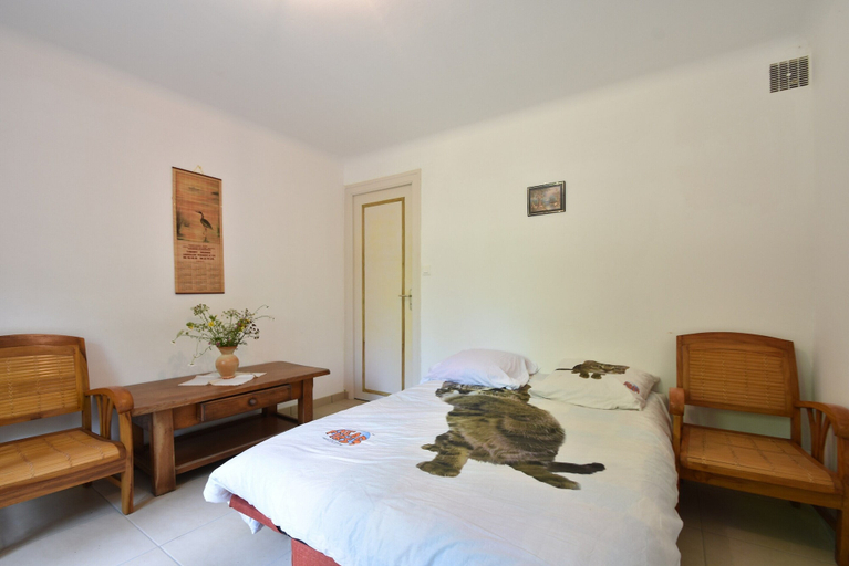 Room 5, Charming Brittany Hideaway, Côtes-d'Armor