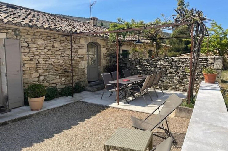 Balcony, Holiday Home in Lacoste With Pool, Vaucluse