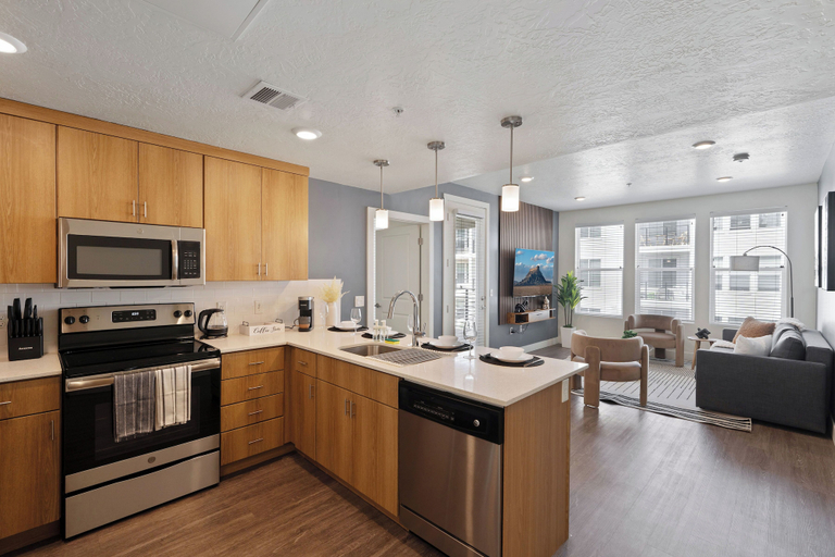 Private kitchen 3, Skyhouse by Stylish Stays, Salt Lake