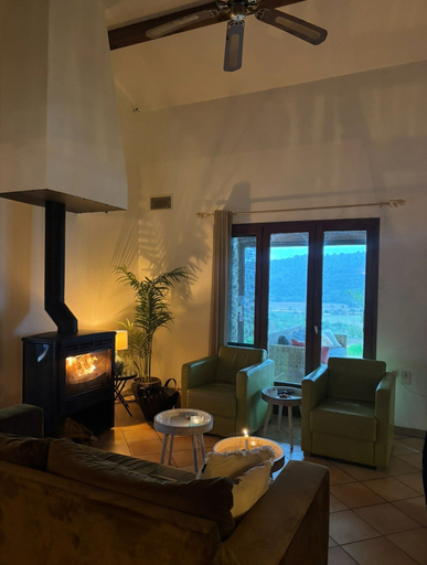 Living room 3, Charming French Villa With Pool, Hérault
