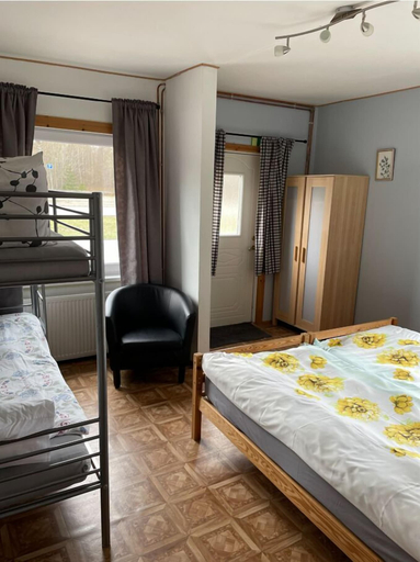 Bedroom 4, Målerås Vandrarhem B&B Gasthaus, Nybro