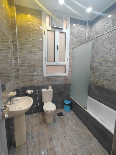 Bathroom 4, The Australian Hostel Cairo, 'Abdin