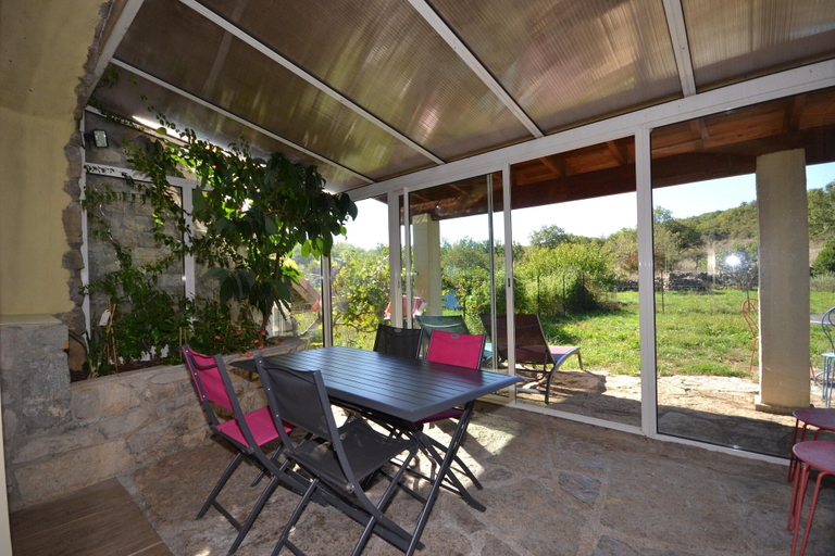 Balcony 2, Garrigue Hideaway in Lanas, Ardèche