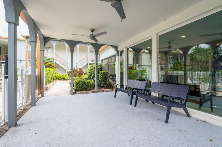 Terrace/patio 4, The Westshore by Stylish Stays, Hillsborough