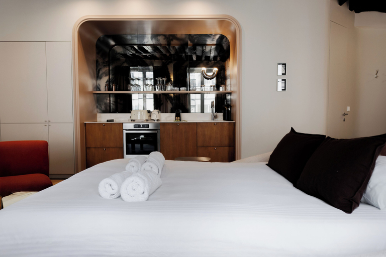Room 5, Babylon Marais, Paris