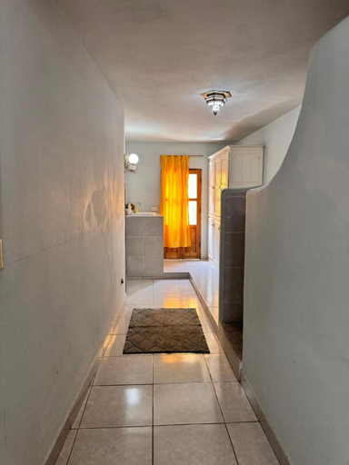 Others 3, Hotel Casa 22, Allende