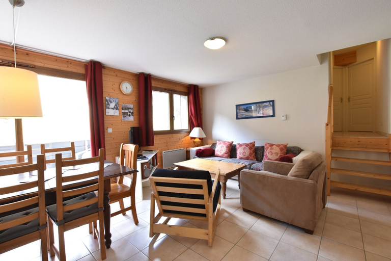 Living room 4, Apartment in La Chapelle Near Ski Lift, Haute-Savoie