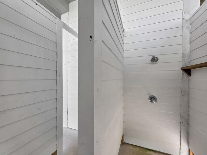 Bathroom 3, Pearly Pelican 3 Bedroom Home, Galveston