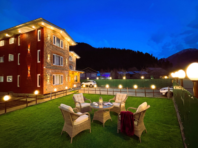 Exterior & Views, Bombay Residency, Anantnag
