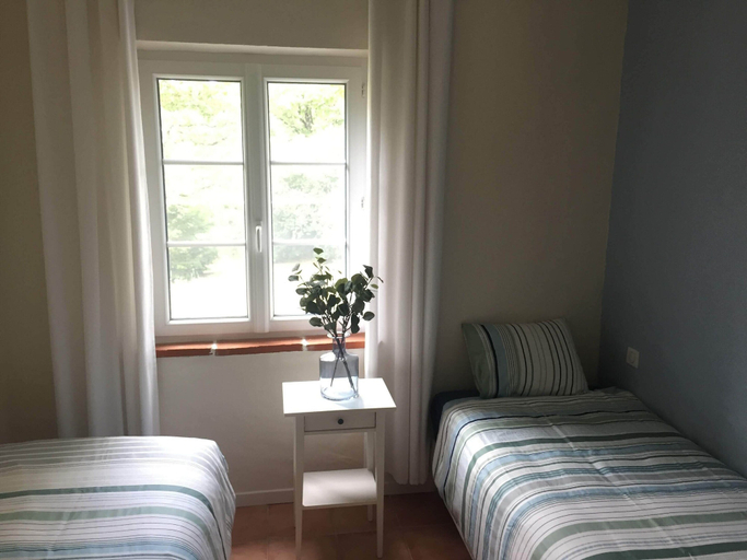 Room 2, Holiday Home Montaigu-de-quercy Lake, Tarn-et-Garonne