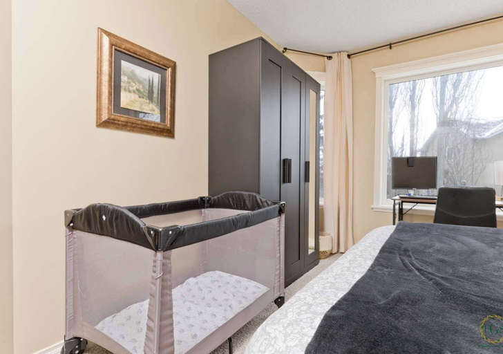 Room 4, Arbour Crest by Grenadier Luxury suites, Division No. 6