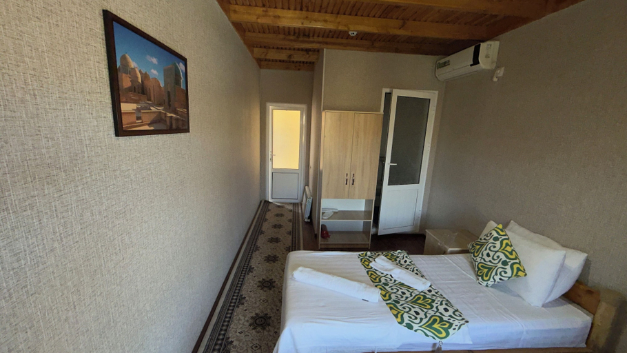 Room 2, Allisher hotel, Samarkand
