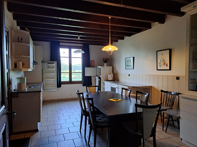 Private kitchen 4, Comfortable Holiday Home With Spacious Garden, Allier