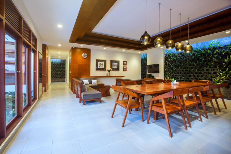 Others 5, Pudak Sari Unizou Hostel, Badung