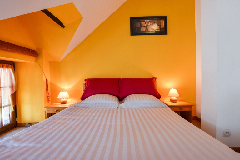 Bedroom 2, Cozy Garden Villa in Bonnemain, Ille-et-Vilaine