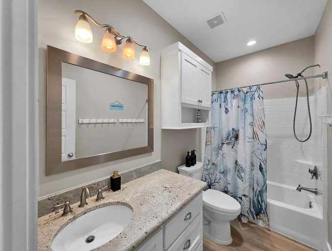 Bathroom 5, Blue Anchor 5 Bedroom Home, Galveston