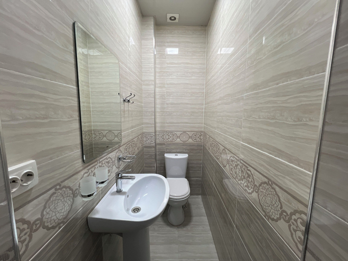 Bathroom 5, Silk Nest Hotel, Buxoro