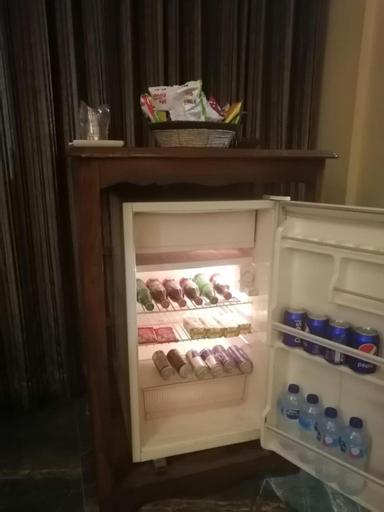 Bedroom 5, Hotel Grand, Peshawar