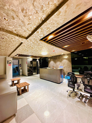 Reception 2, DREAMZ INN & SUITE, Sahibzada Ajit Singh Nagar