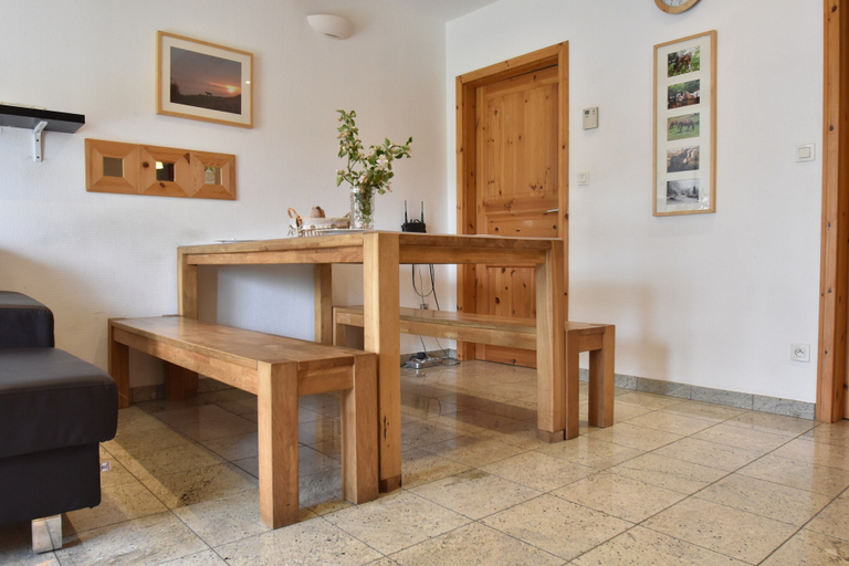 Dining, Wheelchair-friendly Escape, Moselle