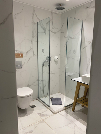 Bathroom 2, Maritime Suites, Crete