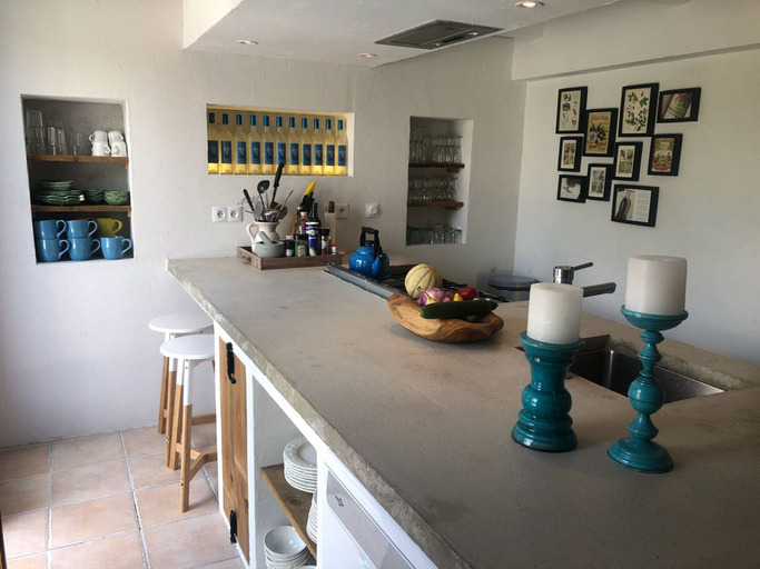 Private kitchen 5, Villa in Frejus With Pool Near Beach, Var