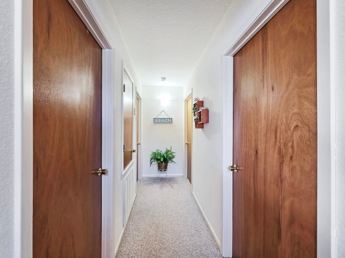 Interior 2, Beachy Keen 3 Bedroom Home, Galveston