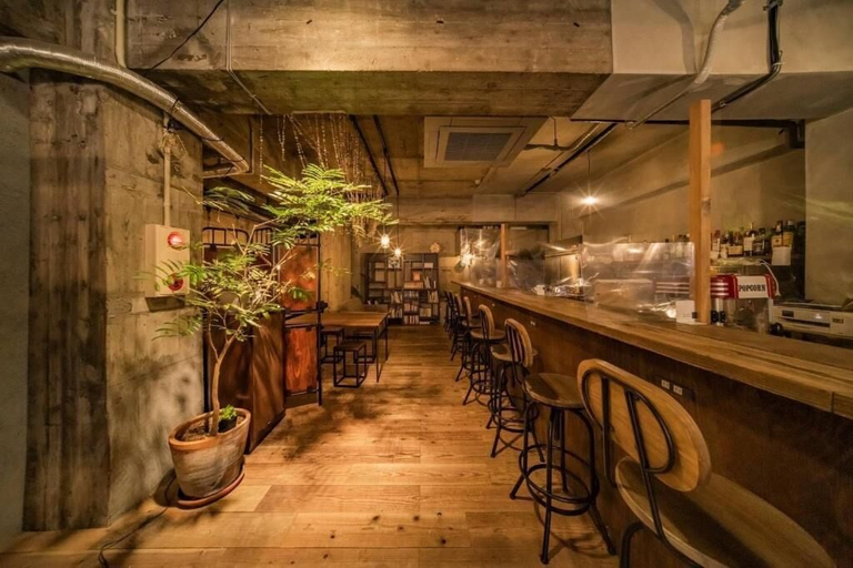 Bar (on property) 5, ArtBar & GuestHouse ennova - Hostel, Atami