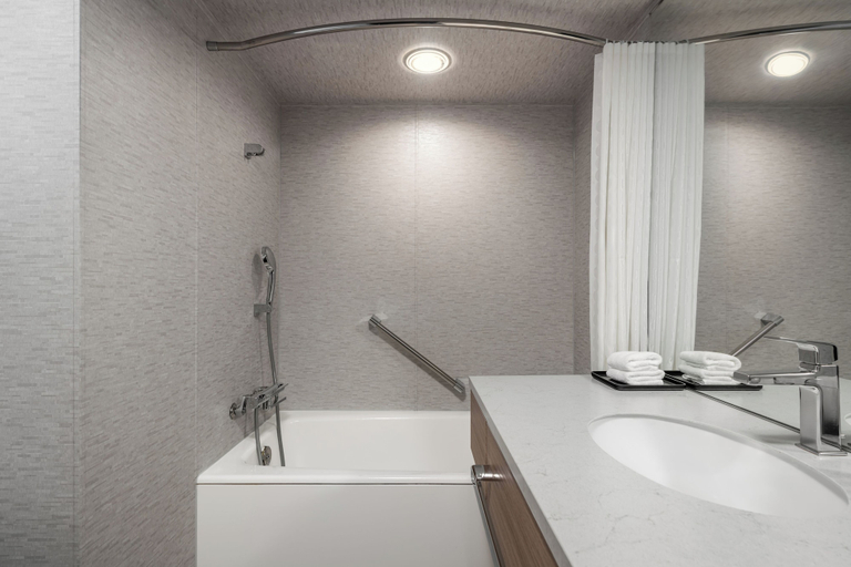 Bathroom 5, Kobe Marriott Hotel, Kobe