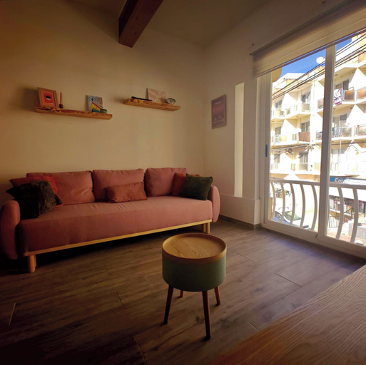 Living area 3, Spacious 2BR Maisonette -Private Terrace, Saint Paul's Bay