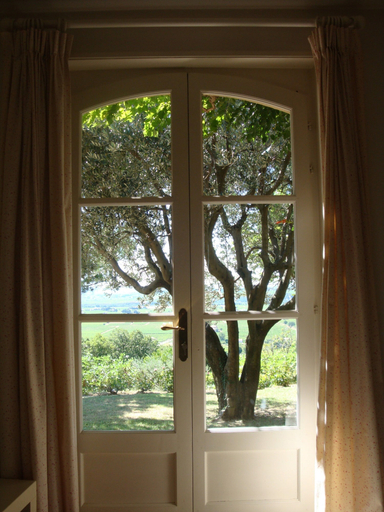 View from property 4, Sunny Holiday Home in Provence With Pool, Vaucluse