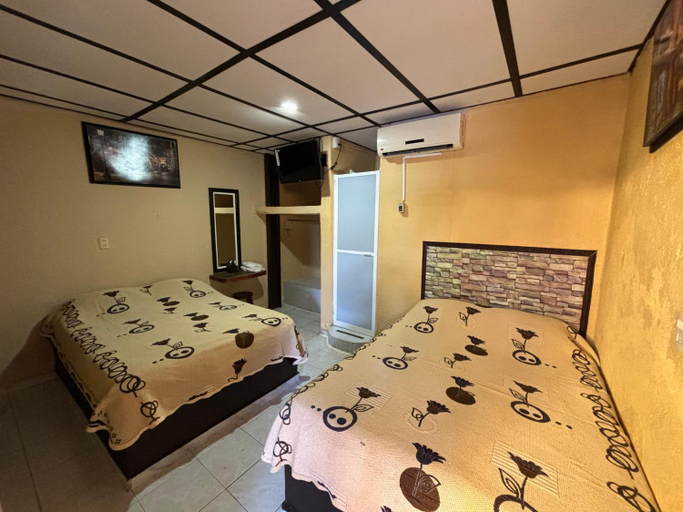 Bedroom 3, Hotel Luxi, Lázaro Cárdenas