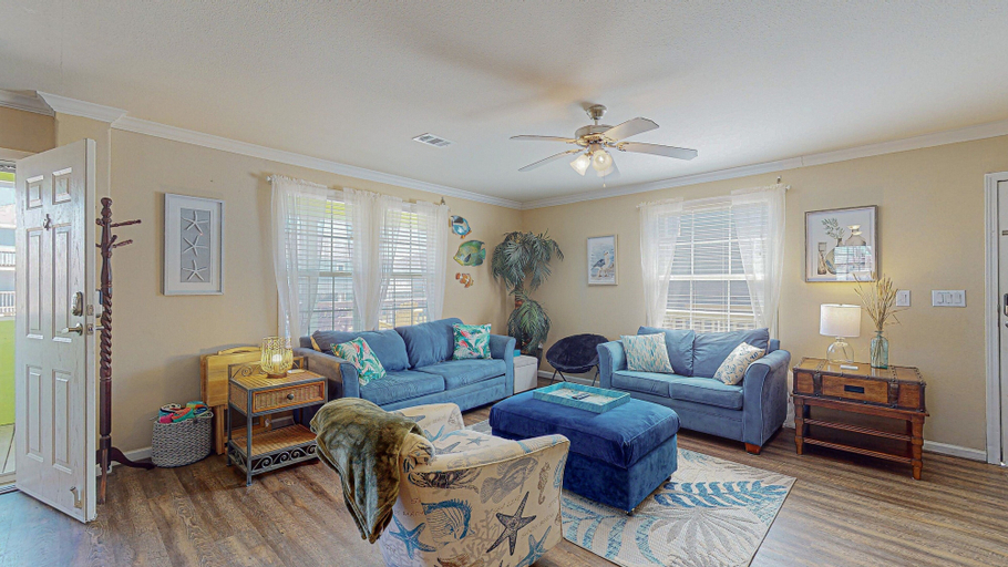 Living area 4, Lime In The Coconut 3 Bedroom Home, Galveston